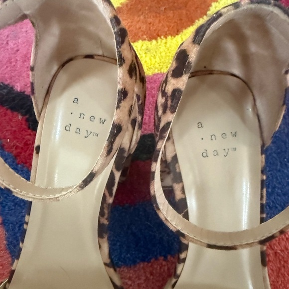 A New Day Strappy Leopard Print Block Heels - Picture 6 of 9